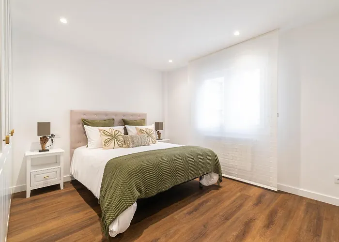 Gran Loro Dorado * Vigo